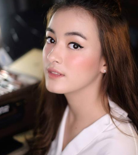 Penasaran Agamanya Apa Ini Biodata Lengkap Mawar Eva De Jongh