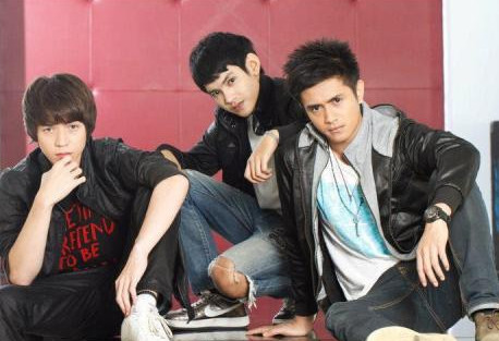 Download Lagu The Junas Monkey Ikut Aku Mp3