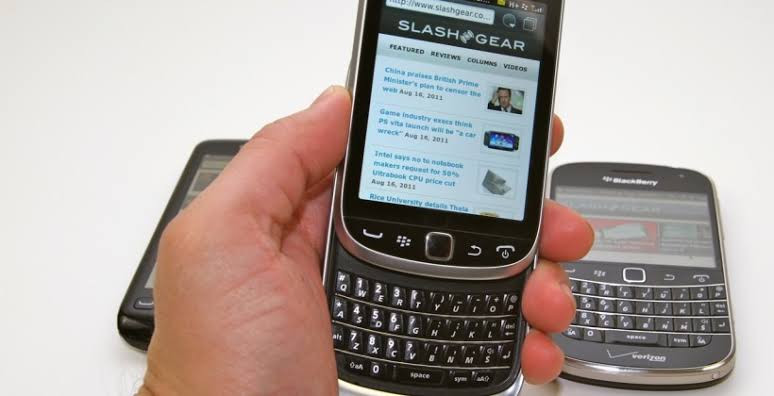 5 HP BlackBerry Paling Memorable di Indonesia