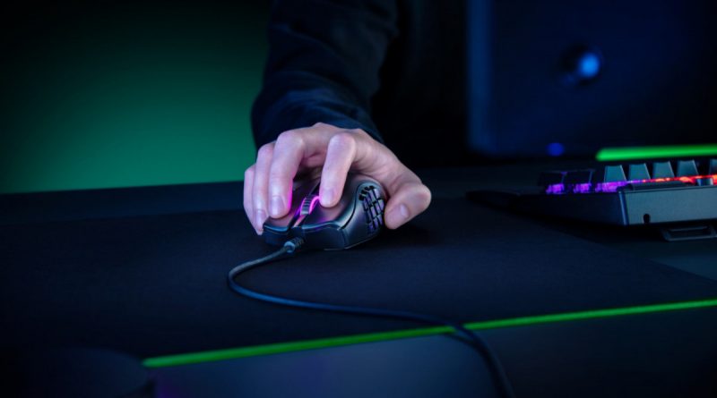 Hadirkan Razer Naga X, Mouse Gaming Tercanggih yang Diakui Para Gamer MMO