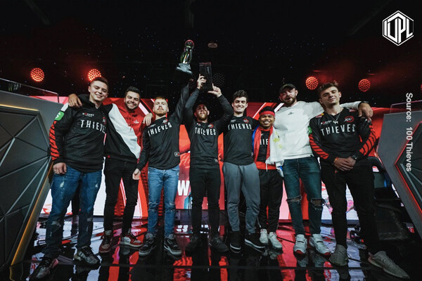 100 thieves