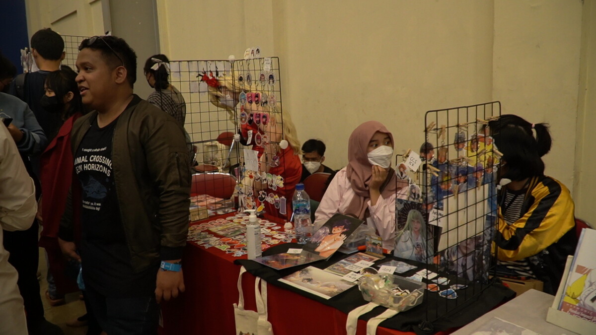 comifuro-15-sukses-datangkan-puluhan-ribu-pengunjung