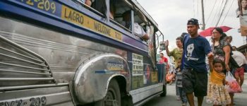 Jeepneys still barred from roads in areas under general quarantine: Año