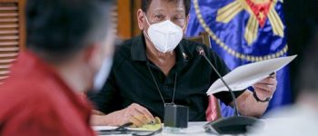 Palace considering live Duterte briefing to kill failing health rumors