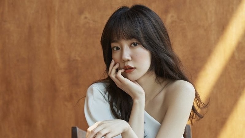 Im Soo Jung Receives Praise For Her Acting In Search Www And Exudes Professionalism Behind The Scenes Up Station Malaysia