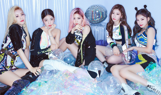 Itzy To Perform First Comeback Stage For Icy On M2 X Genie Music Awards Mgma 2019 Up Station Malaysia - itzy icy roblox id