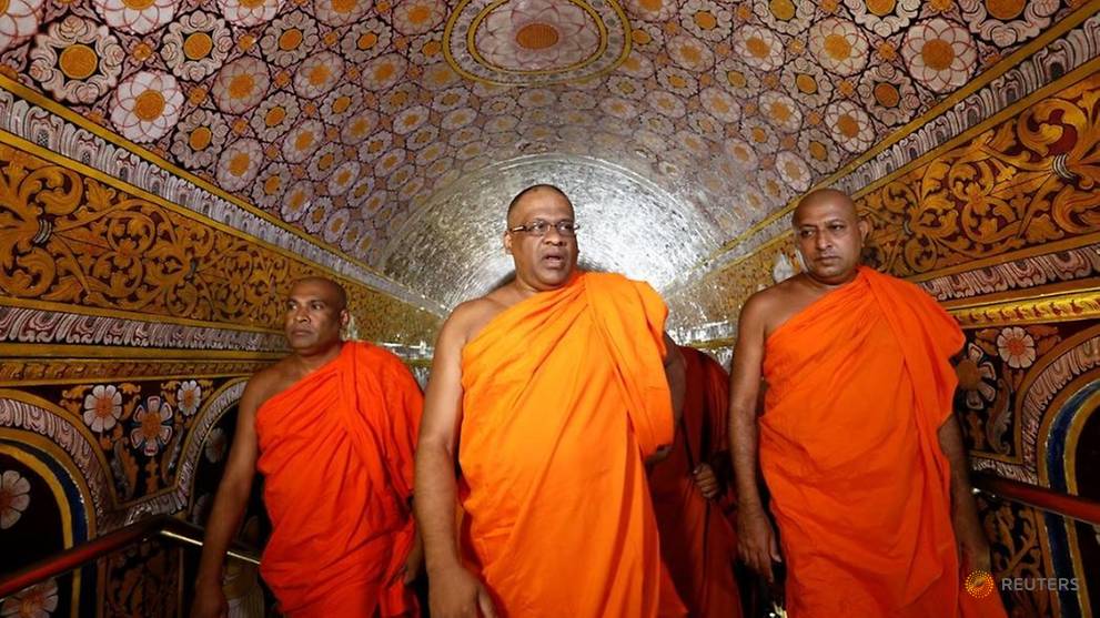Hardline Sri Lanka Monk Calls For Buddhist Sinhalese Government Up Station Singapore - monk robes roblox