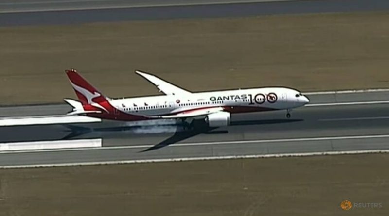 Qantas Completes Ultra Long Haul Test Flight Between London And Sydney Up Station Singapore - qantas airways roblox