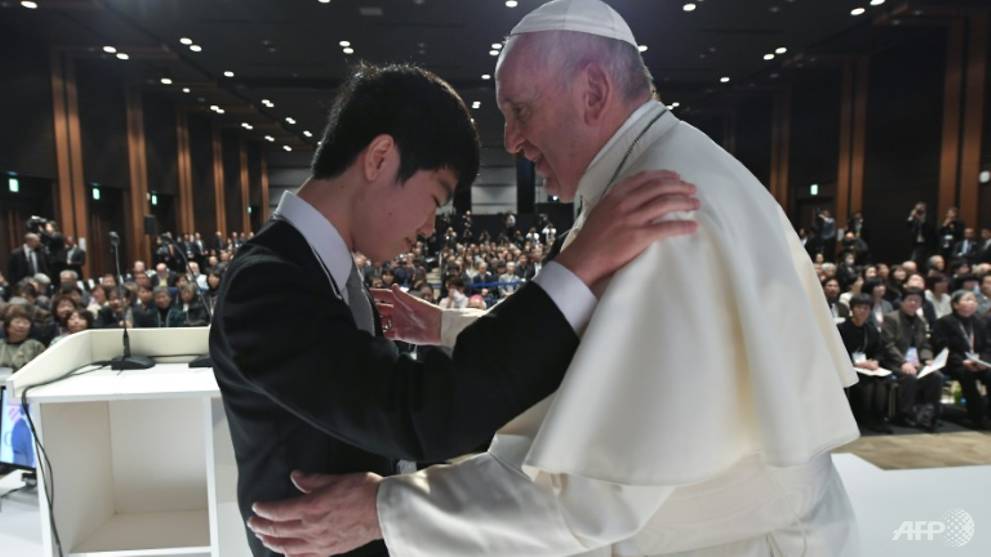 A Friendly Hand Pope Francis Urges More Help For Fukushima Victims Up Station Singapore - pope robe roblox